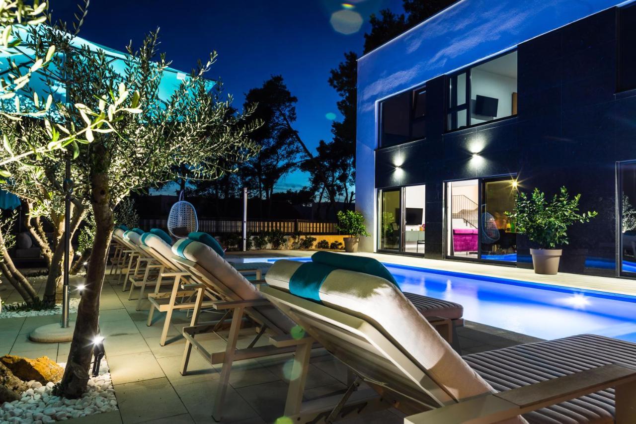 Apartmán Olive Tree Mansion Vir Exteriér fotografie