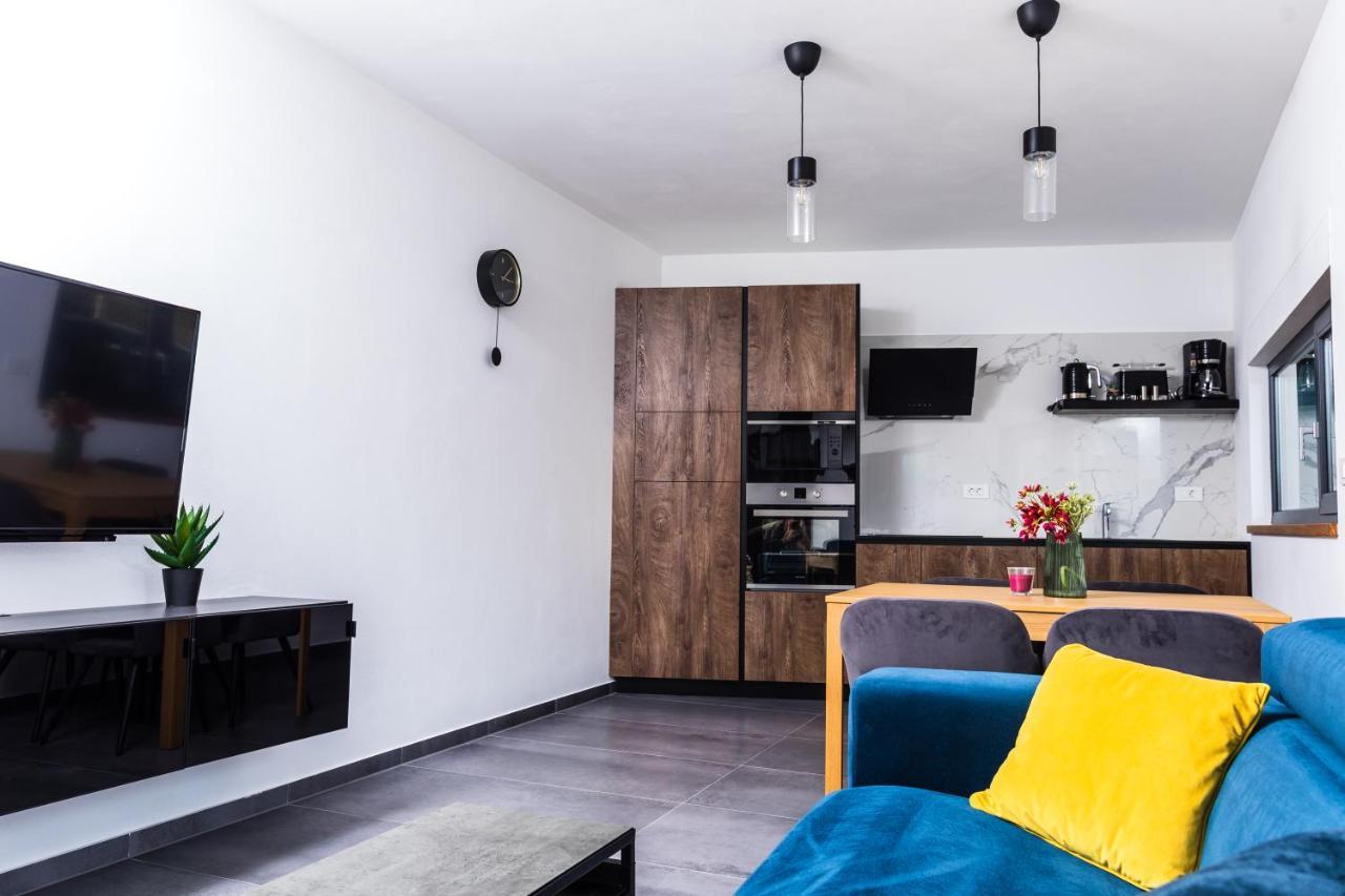 Apartmán Olive Tree Mansion Vir Exteriér fotografie